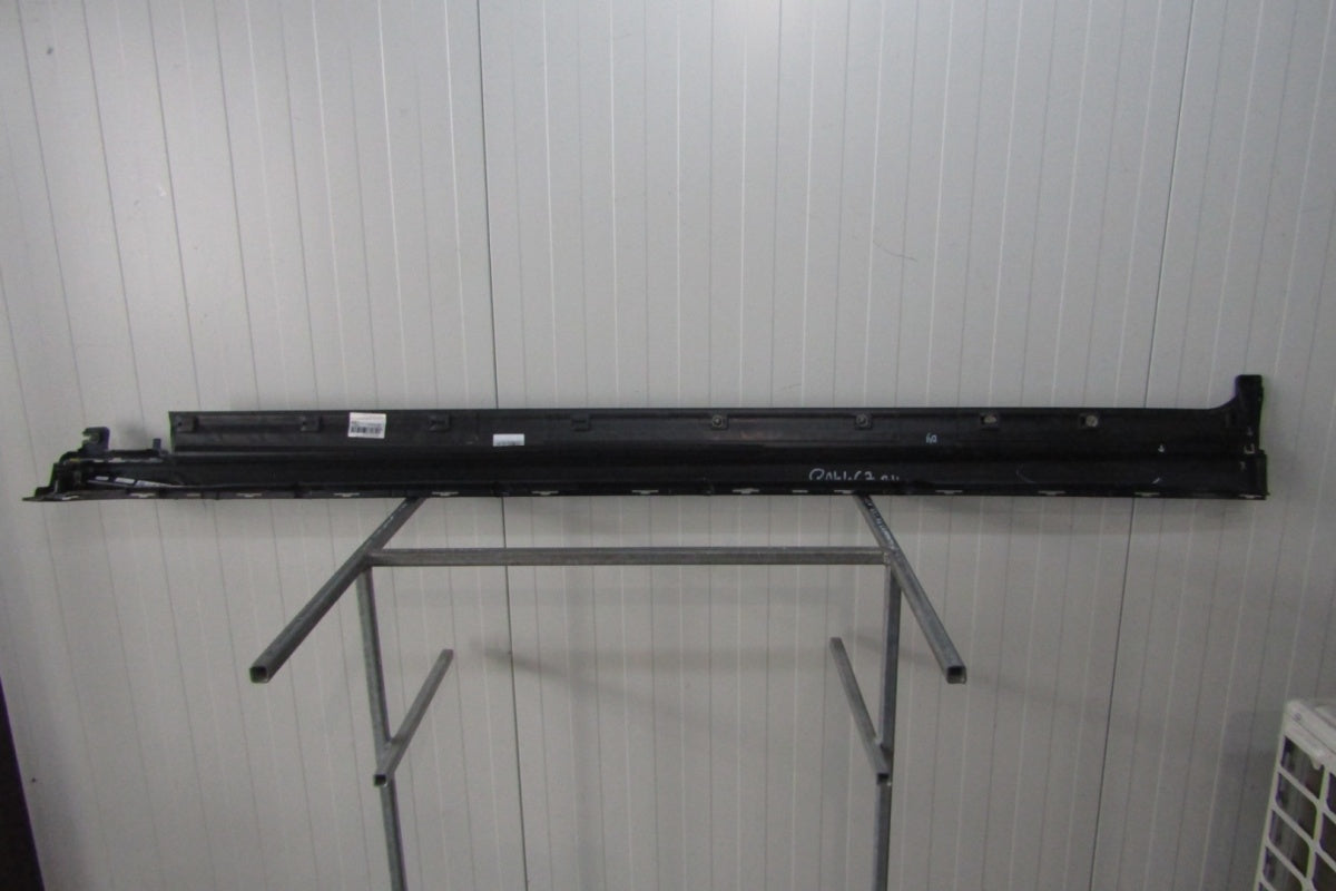 Lajsna praga desna BMW IX3 i X3 G08 M paket LED