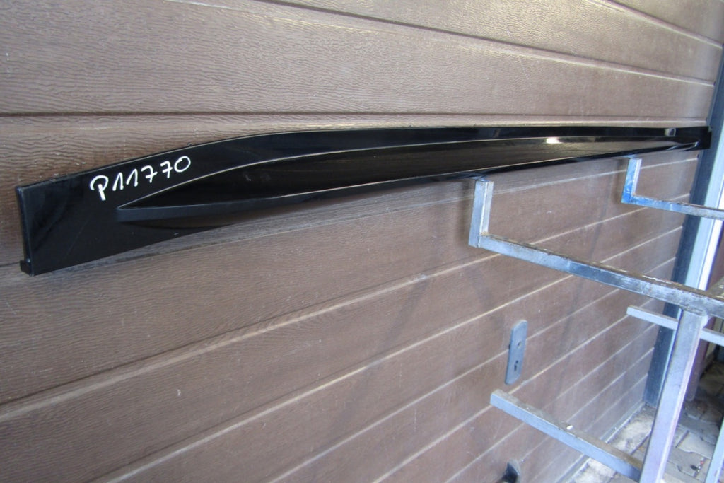 Lajsna praga desna BMW M4 G82 G83 Coupe Cabri 21
