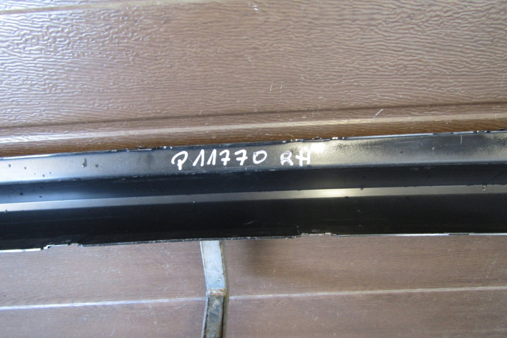 Lajsna praga desna BMW M4 G82 G83 Coupe Cabri 21