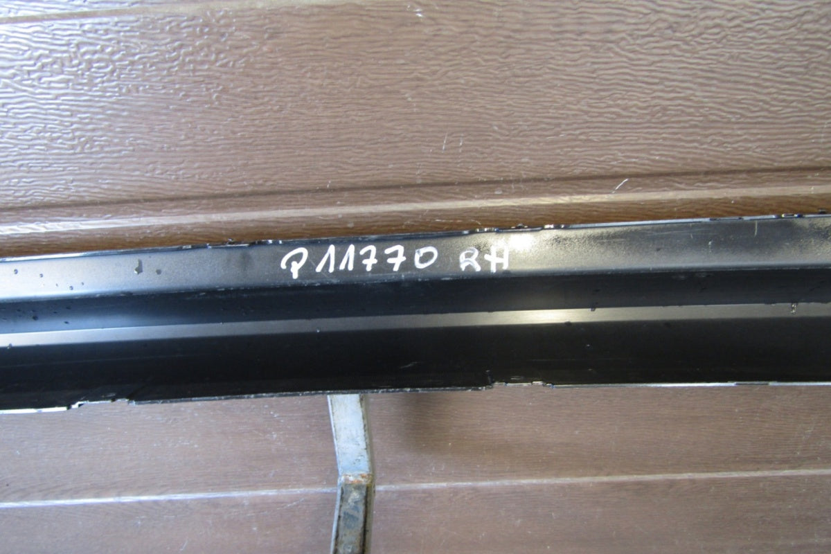 Lajsna praga desna BMW M4 G82 G83 Coupe Cabri 21