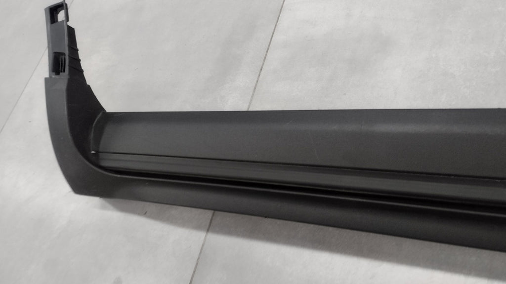 Lajsna praga desni Ford Kuga MK3 Titanium ST 19-