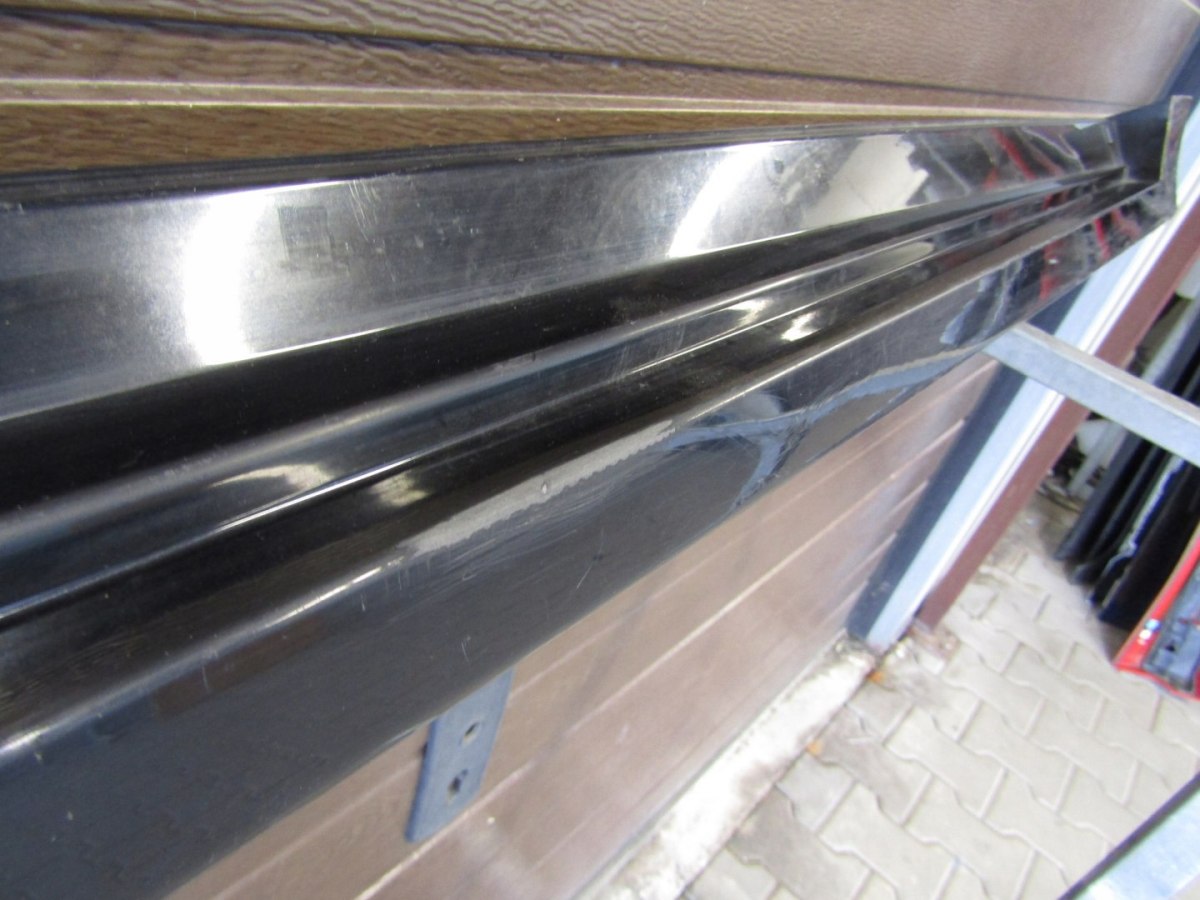 Lajsna praga desna CT 200h 200 H F Sport 10-13