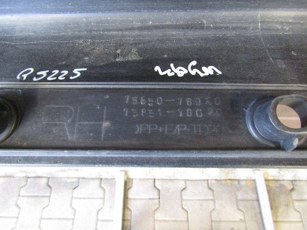Lajsna praga desna CT 200h 200 H F Sport 10-13