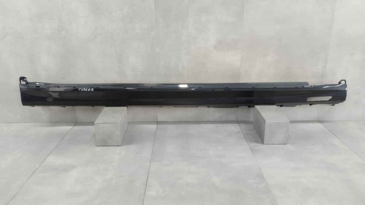 Lajsna praga desni BMW X7 G07 18- próg 51777441108 stopień