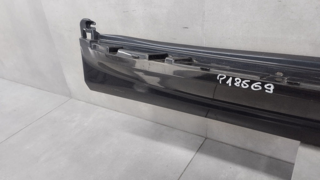 Lajsna praga desni BMW X7 G07 18- próg 51777441108 stopień