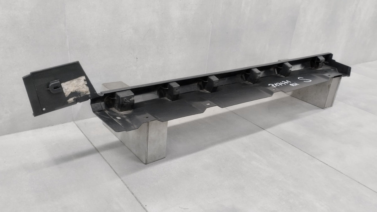 Lajsna praga desni Ford Connect zadnji zadnji DT11-V10154-B długi