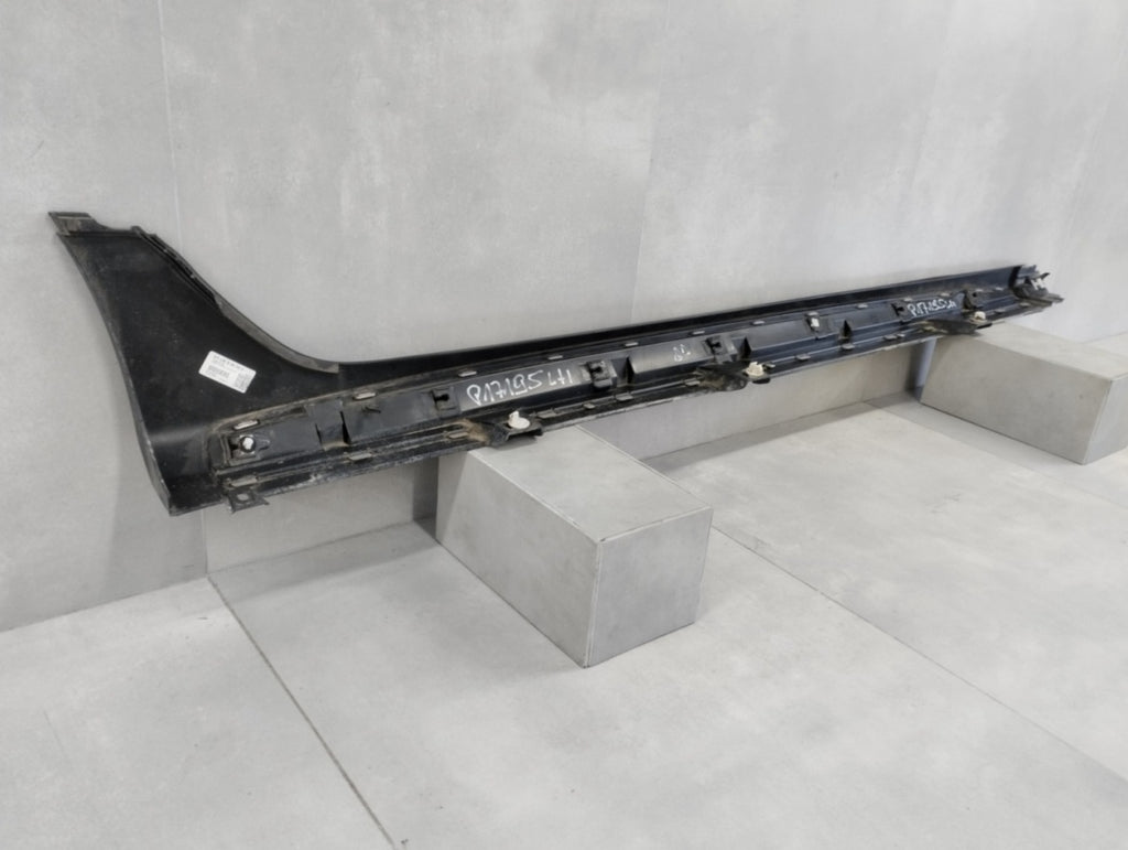 Lajsna praga lijevi Ford Fiesta Active MK8 18-