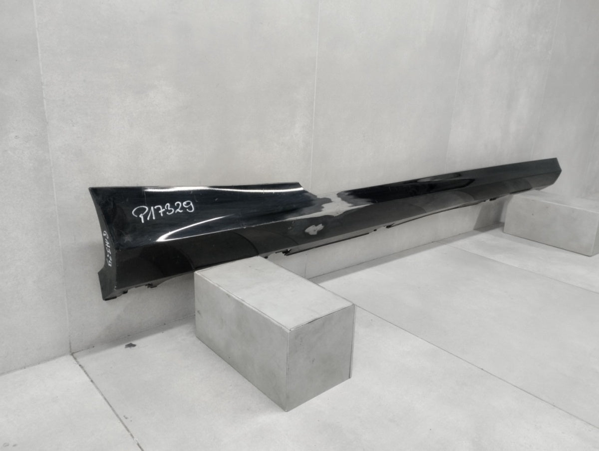 Lajsna praga desni Ford Fiesta MK8 ST 3D 18-