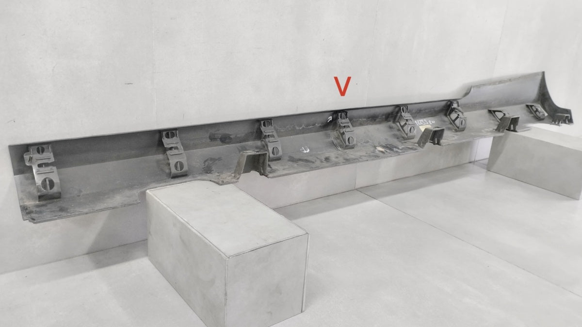 Lajsna praga desni Ford Fiesta MK8 ST 3D 18-