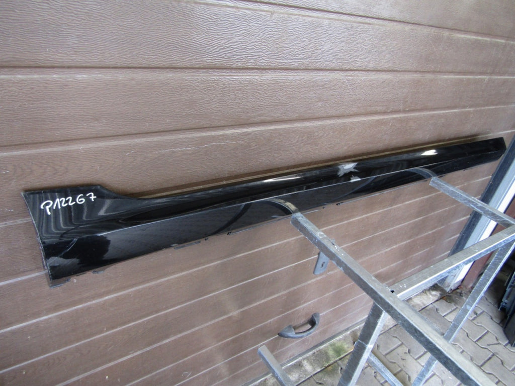 Lajsna praga desna Ford Fiesta MK8 ST 5D 18-