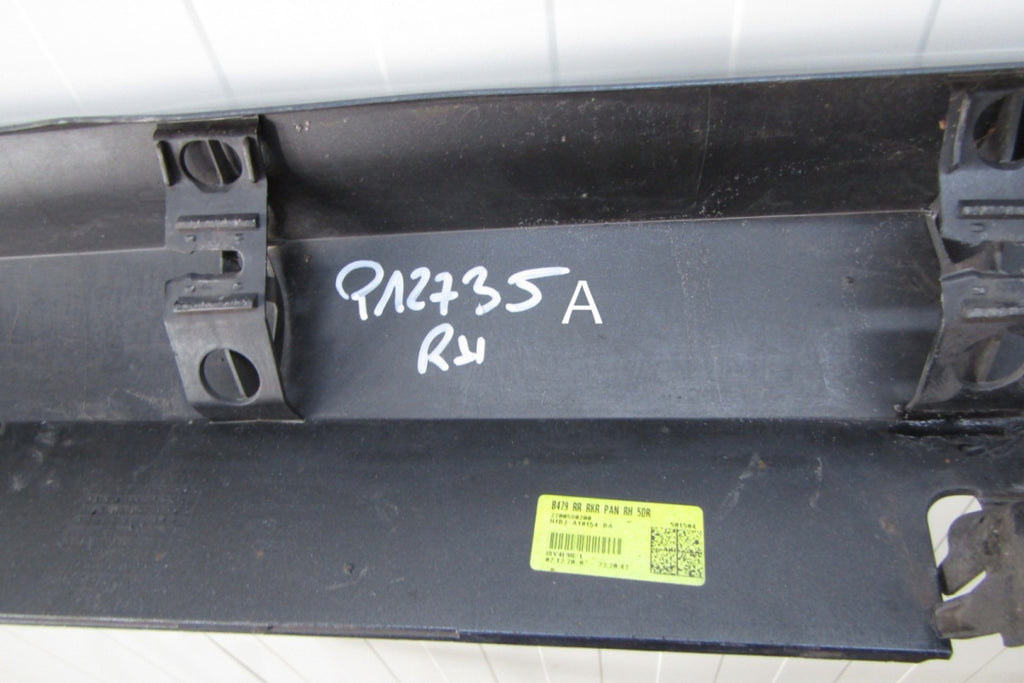 Lajsna praga desna Ford Fiesta MK8 ST 5D 18-