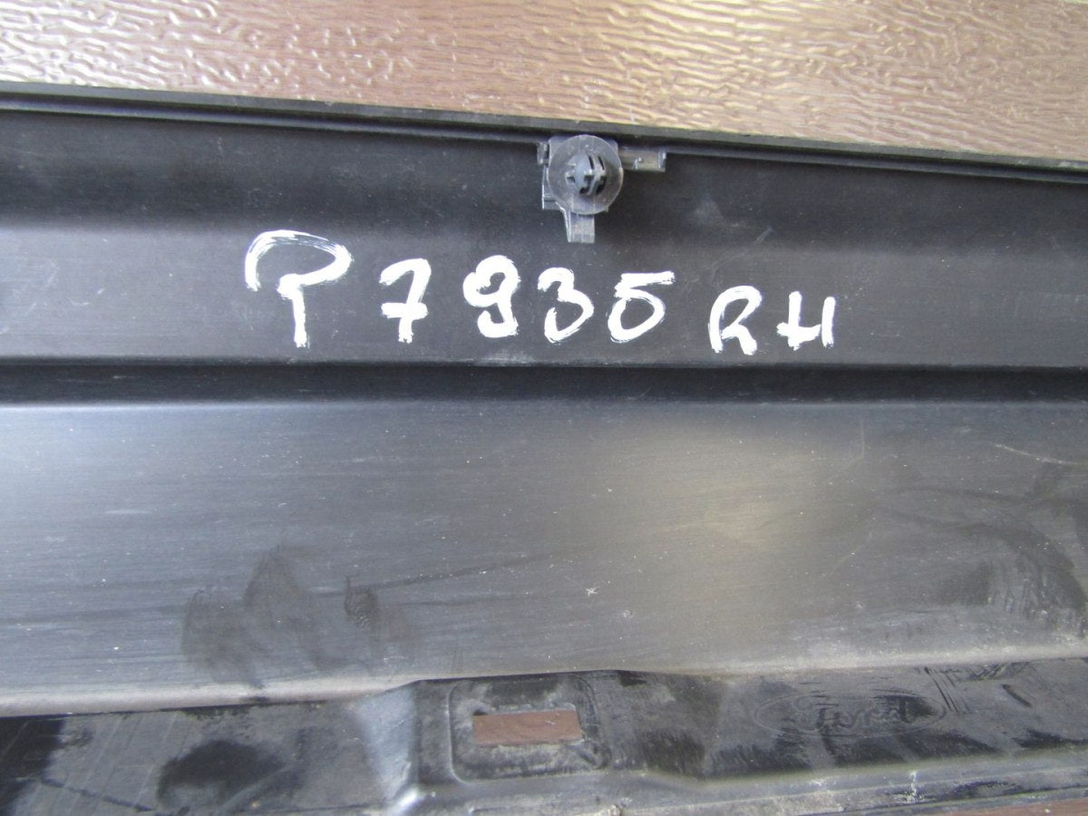 Lajsna praga desna Ford Focus MK4 17 osłona próg