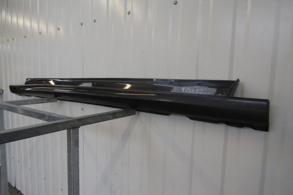 Lajsna praga desna Ford Focus MK4 ST Line 17-