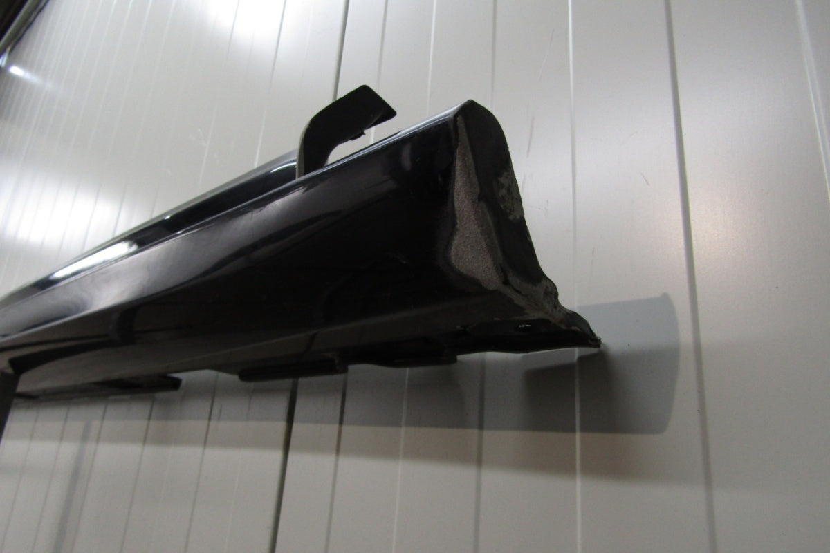 Lajsna praga desna Ford Focus MK4 ST Line 17-