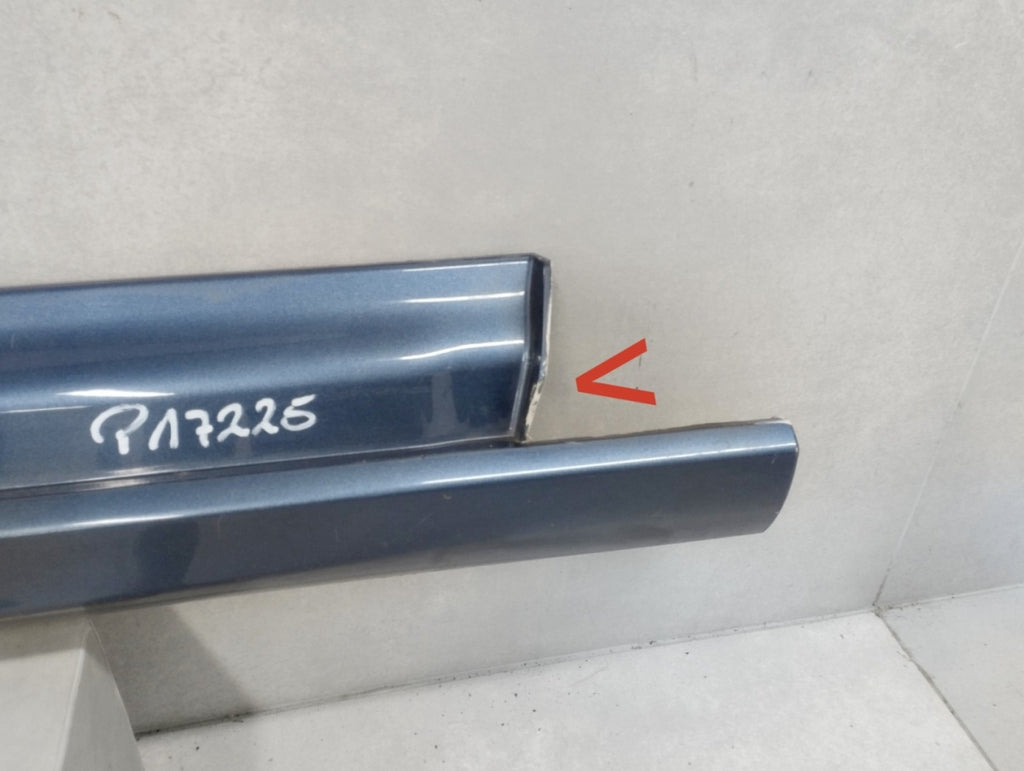 Lajsna praga desni Ford Focus MK4 kombi HB 17- ST ST Line