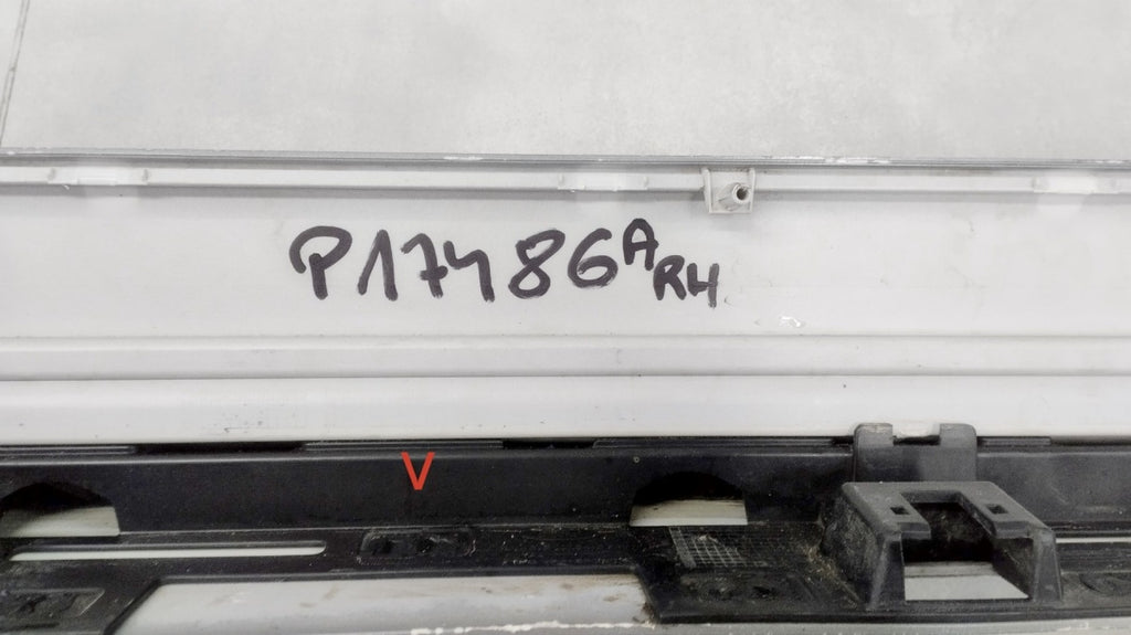 Lajsna praga desni Ford Kuga Escape III MK3 19-23 ST Line