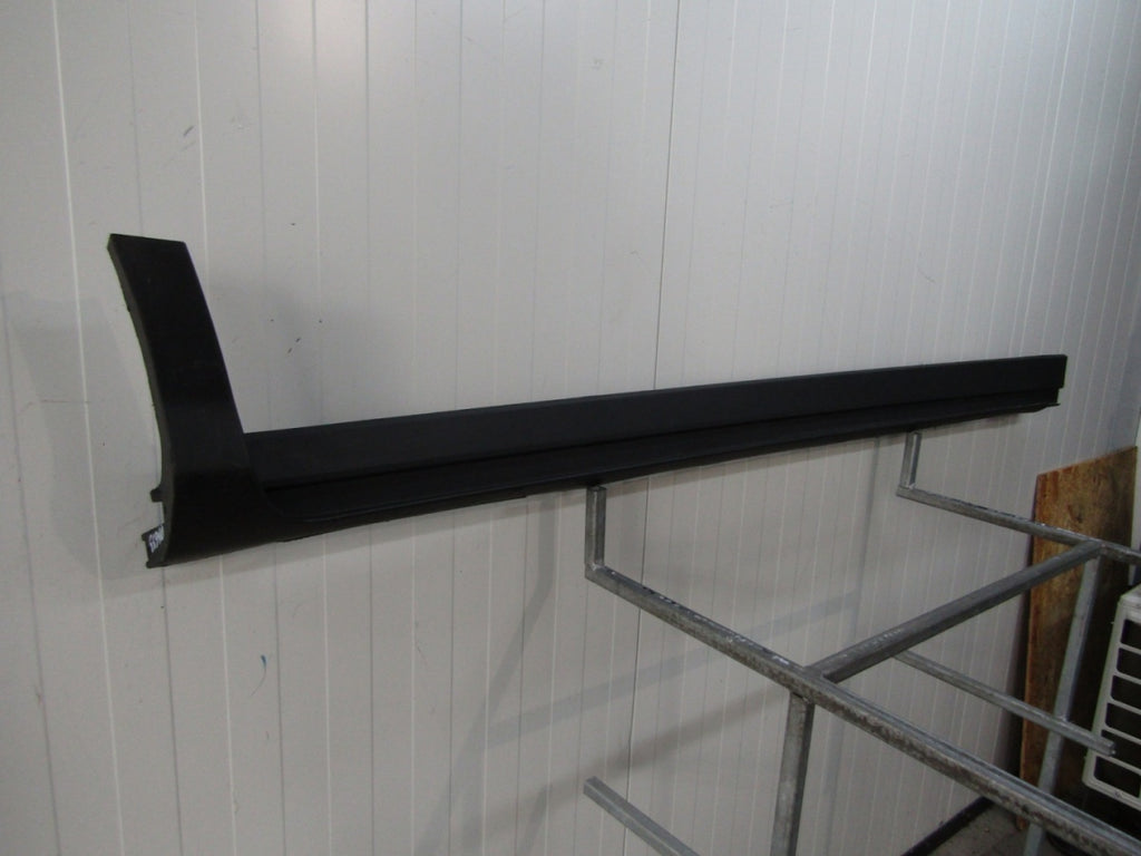 Lajsna praga desna Ford Kuga Escape MK2 12-19