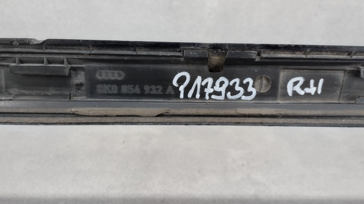 Lajsna praga desni Audi A4 B8 8K0 S-Line sedan kombi 08-15