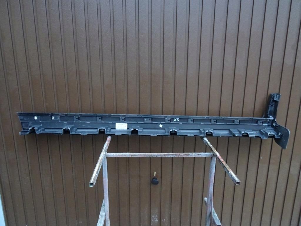 Lajsna praga desna Ford Kuga MK2 TITANIUM 12-