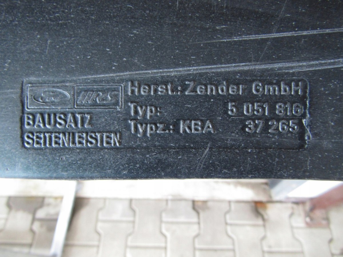 Lajsna praga desna Ford Mondeo MK1 RS 92-96