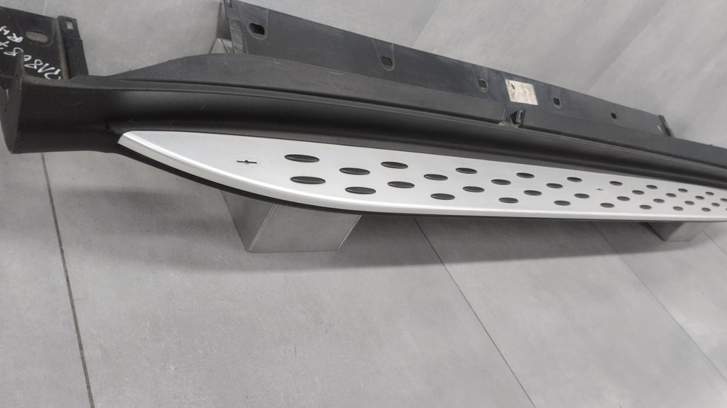 Lajsna praga desna Mercedes EQC N293 19- stepenica