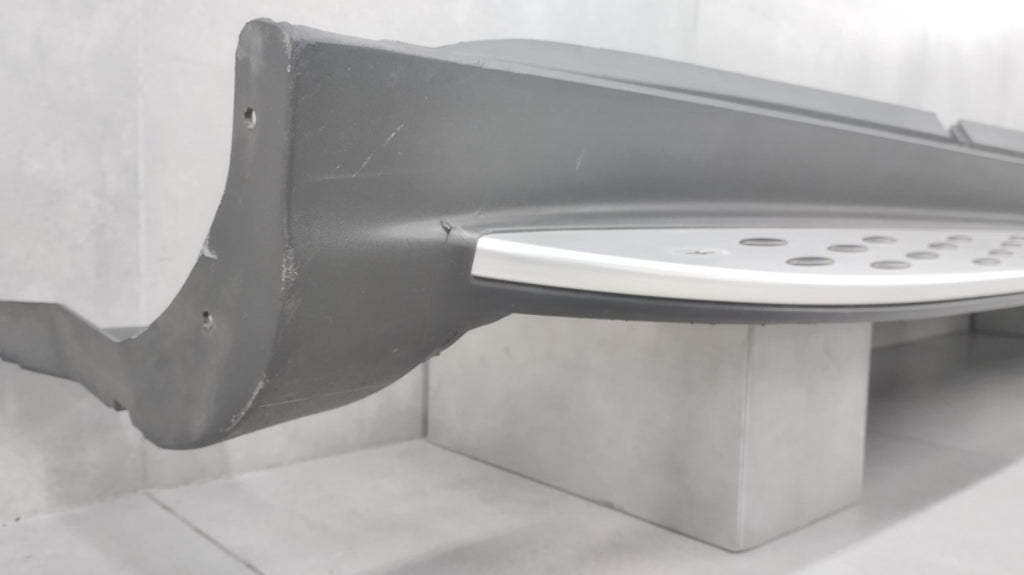Lajsna praga desna Mercedes EQC N293 19- stepenica