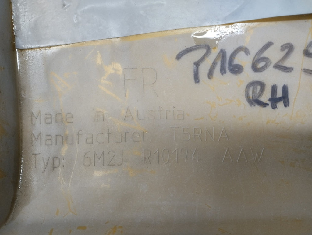 Lajsna praga desni na błotnik Ford S Max MK1 06-14 ST Titanium