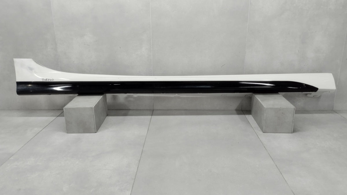 Lajsna praga desni BMW 2 F44 M paket 19-