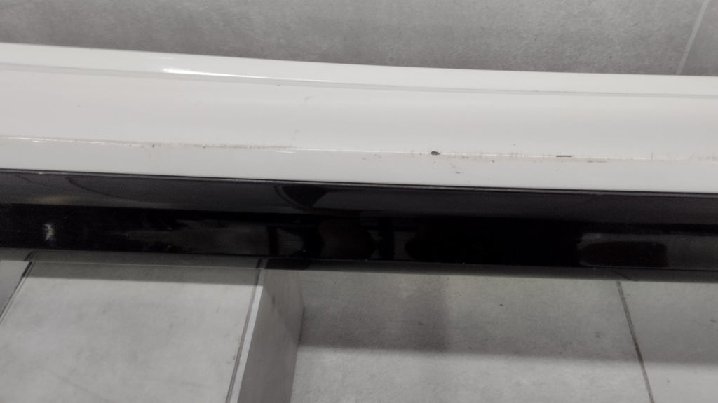 Lajsna praga desni BMW 2 F44 M paket 19-