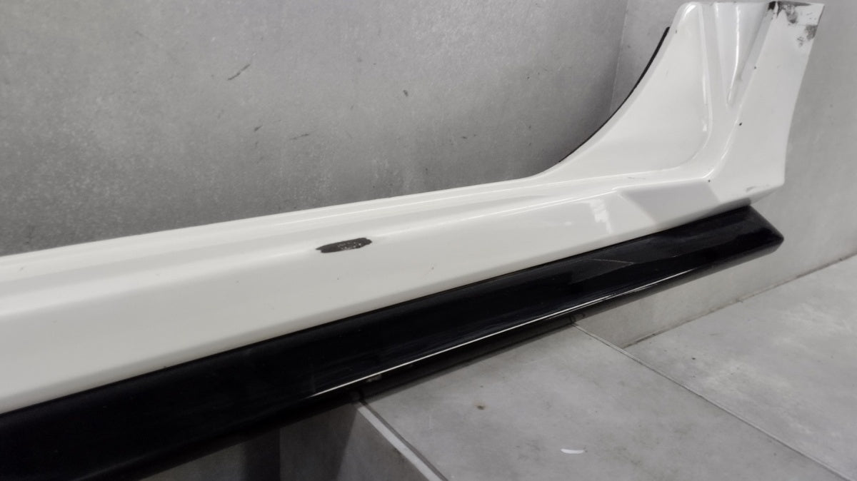 Lajsna praga desni Honda Civic X Sport Line 17-