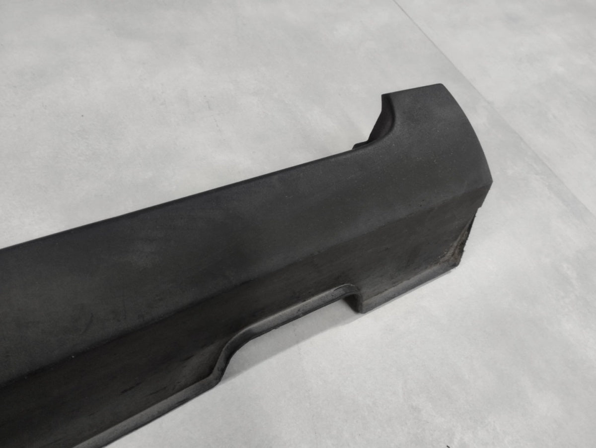 Lajsna praga desni Hyundai BAYON 21- 87751-Q0400