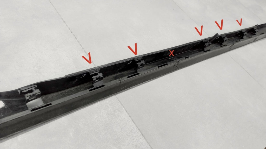 Lajsna praga lijevi Ford Mustang VI 6 GT 14- fr3b 6310155