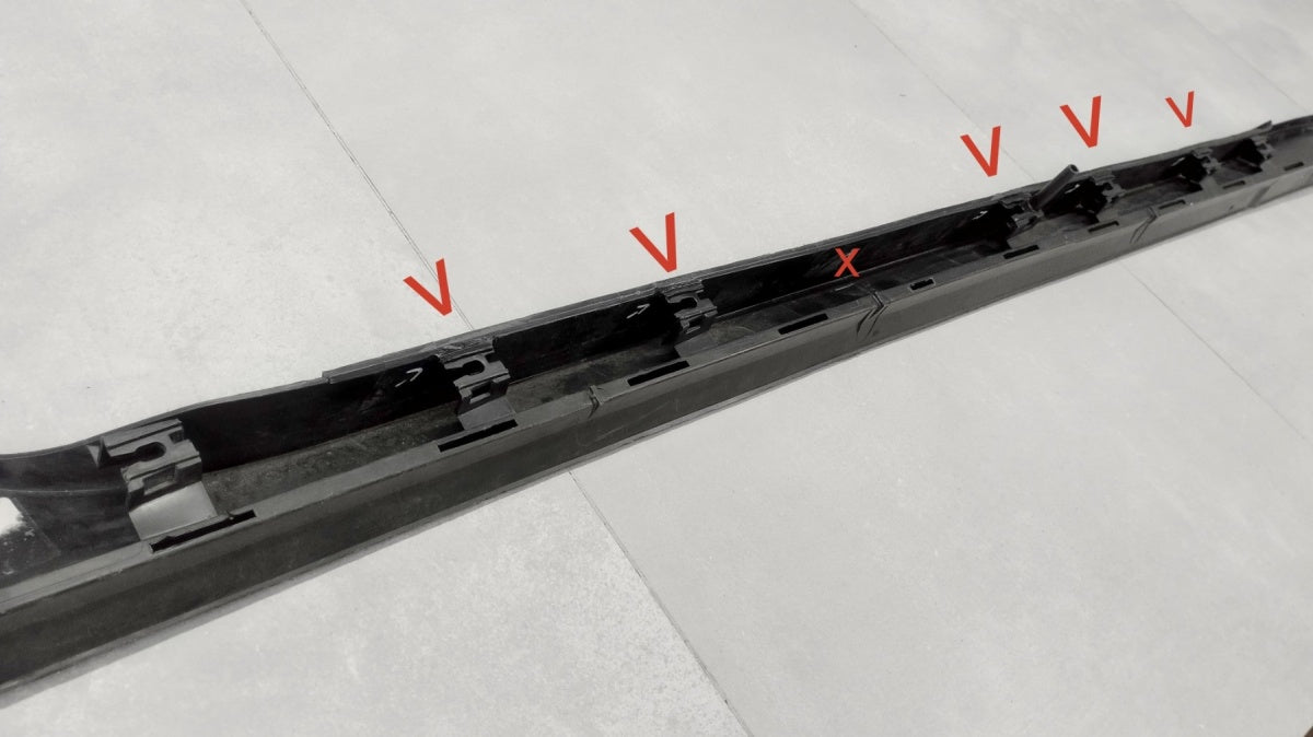 Lajsna praga lijevi Ford Mustang VI 6 GT 14- fr3b 6310155