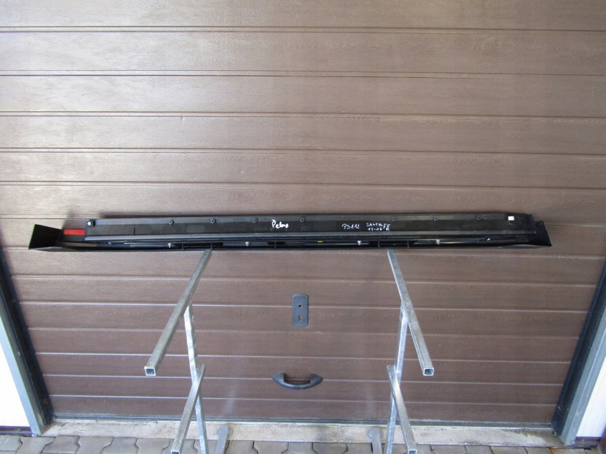 Lajsna praga desna Hyundai Santa Fe 3 III 12-18
