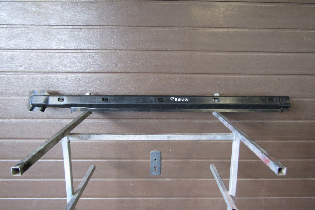 Zaštita lajsna podłogi belka VW ID3 ID.3 1EA 825530