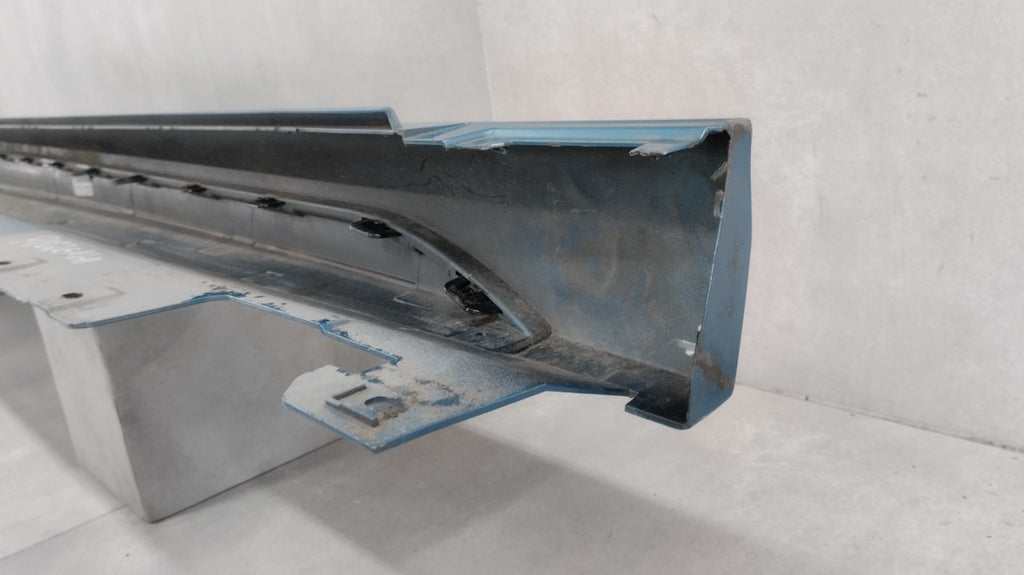 Lajsna praga lijevi BMW 2 F44 M paket 19-