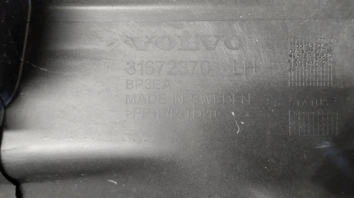 Lajsna praga lijevi Volvo XC90 II 18- lift XC 90