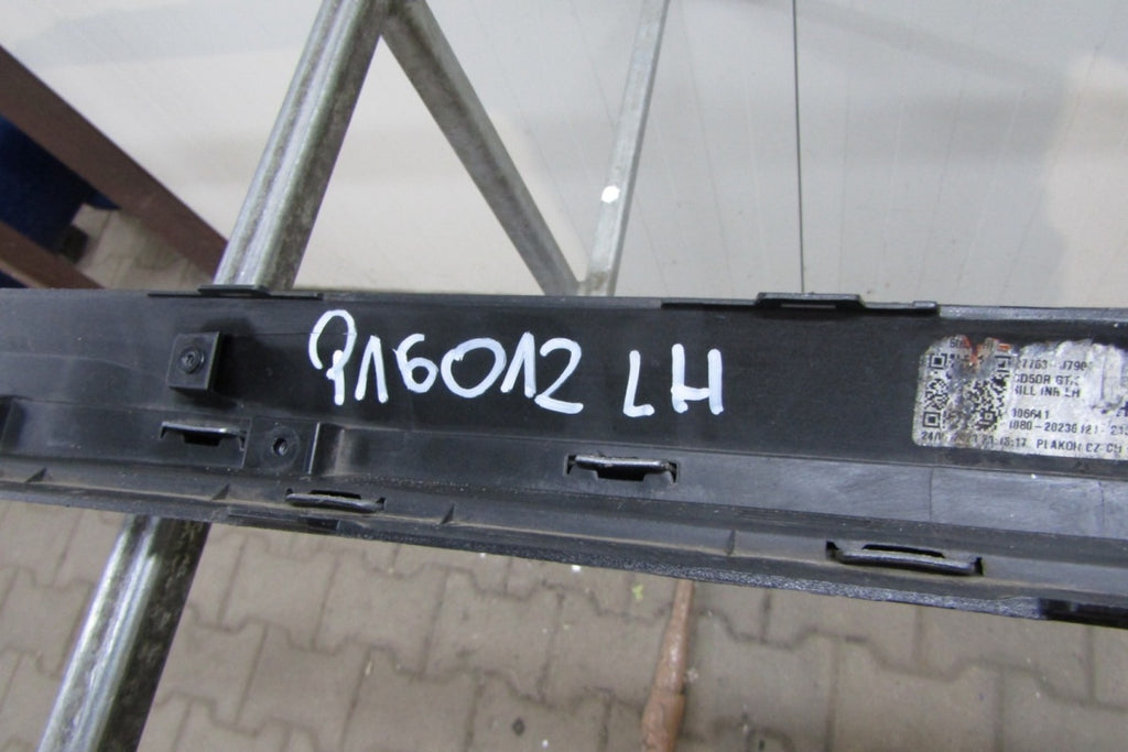 Lajsna praga lijevi Kia Ceed III 3 GT 18- 5D GT Line