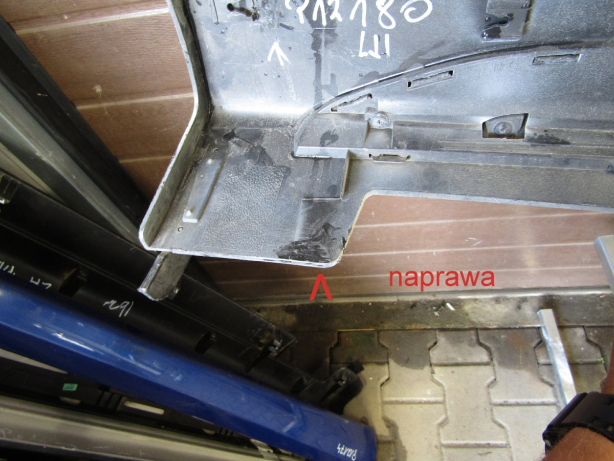 Lajsna praga lijeva Kia Ceed III 3 GT 18-