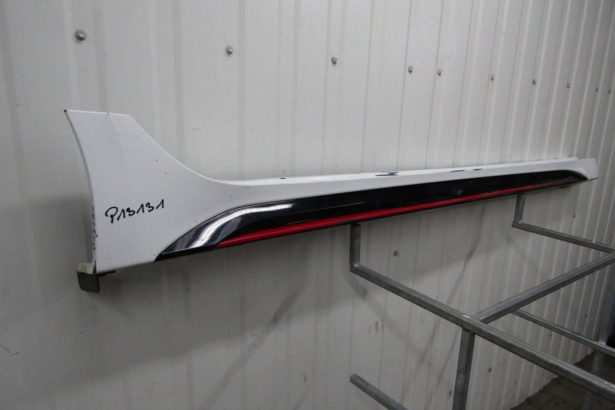 Lajsna praga desna Kia Proceed 3 GT Line 19-