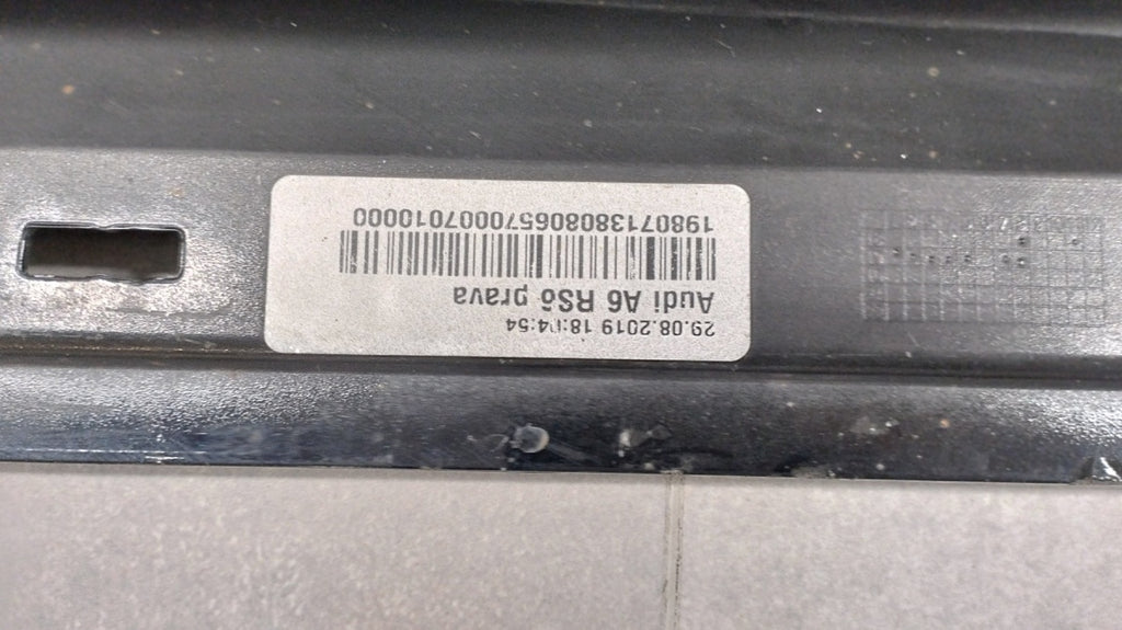 Lajsna praga desni Audi RS6 C8 4K0 RS-6 19--25