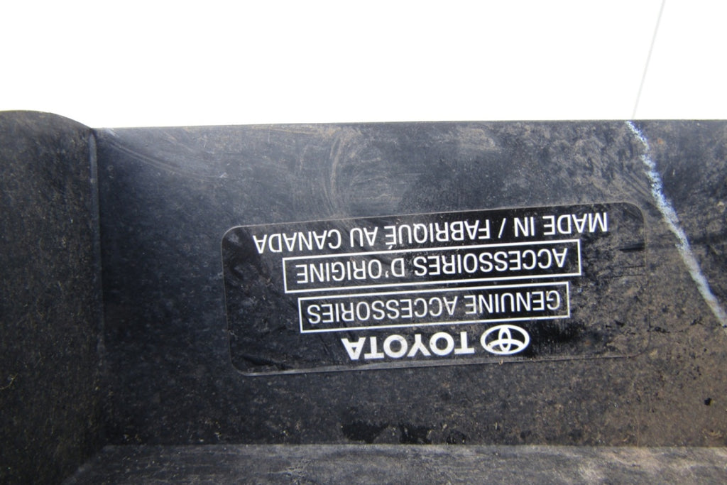 Lajsna praga desna Lexus RX 4 IV stepenica 15-22 pt938-48171