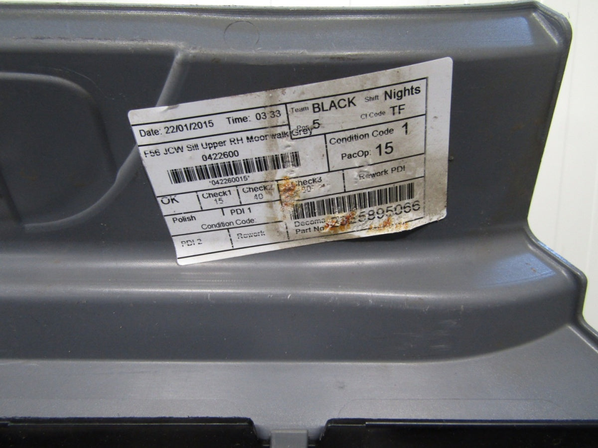 Lajsna praga desna MINI Cooper F56 JCW 13- 3D
