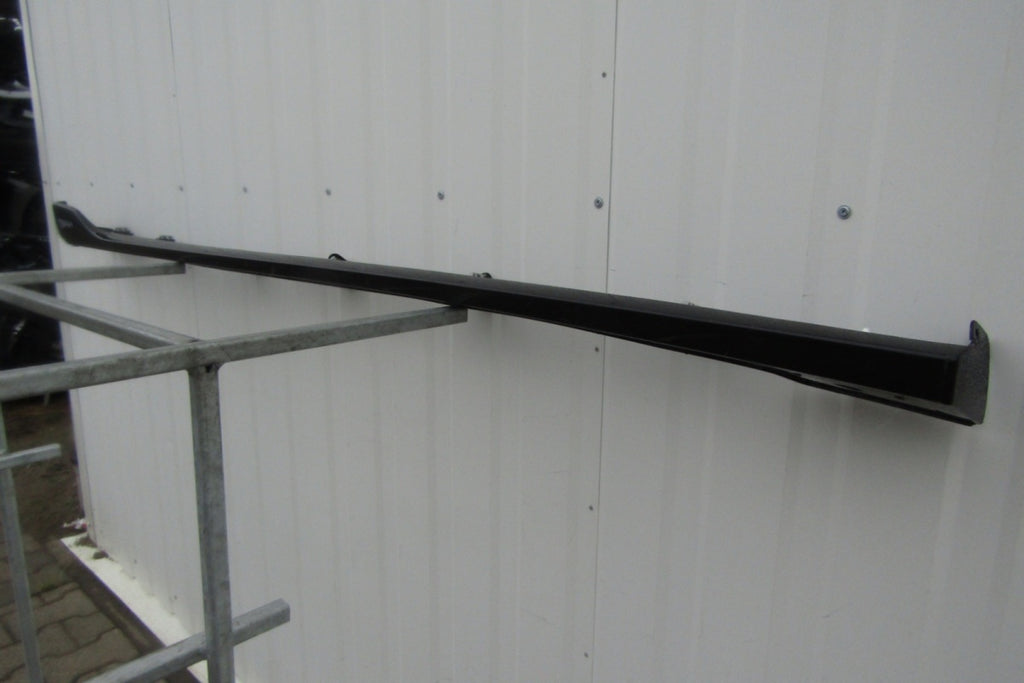 Lajsna praga desna Mazda 2 Demio Sport Black 14-