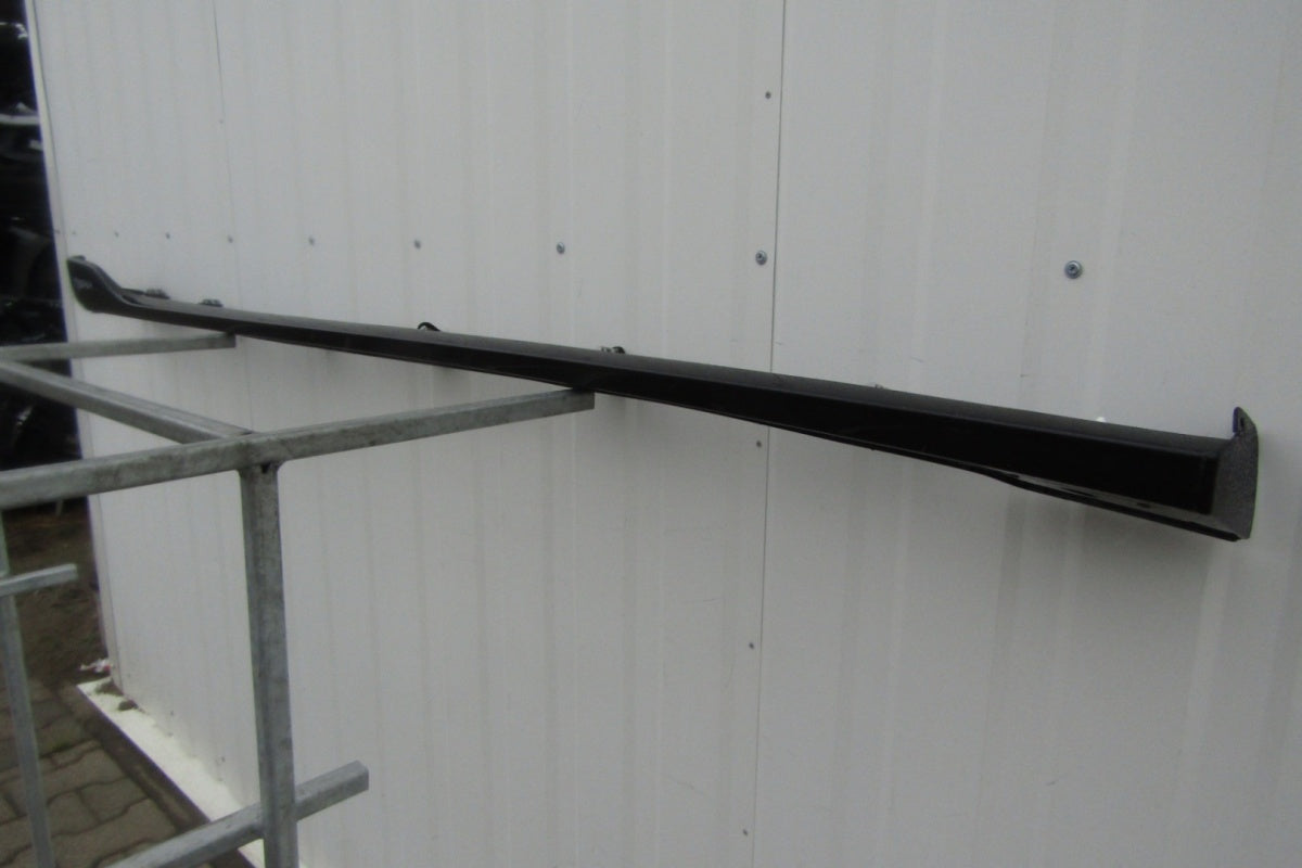 Lajsna praga desna Mazda 2 Demio Sport Black 14-