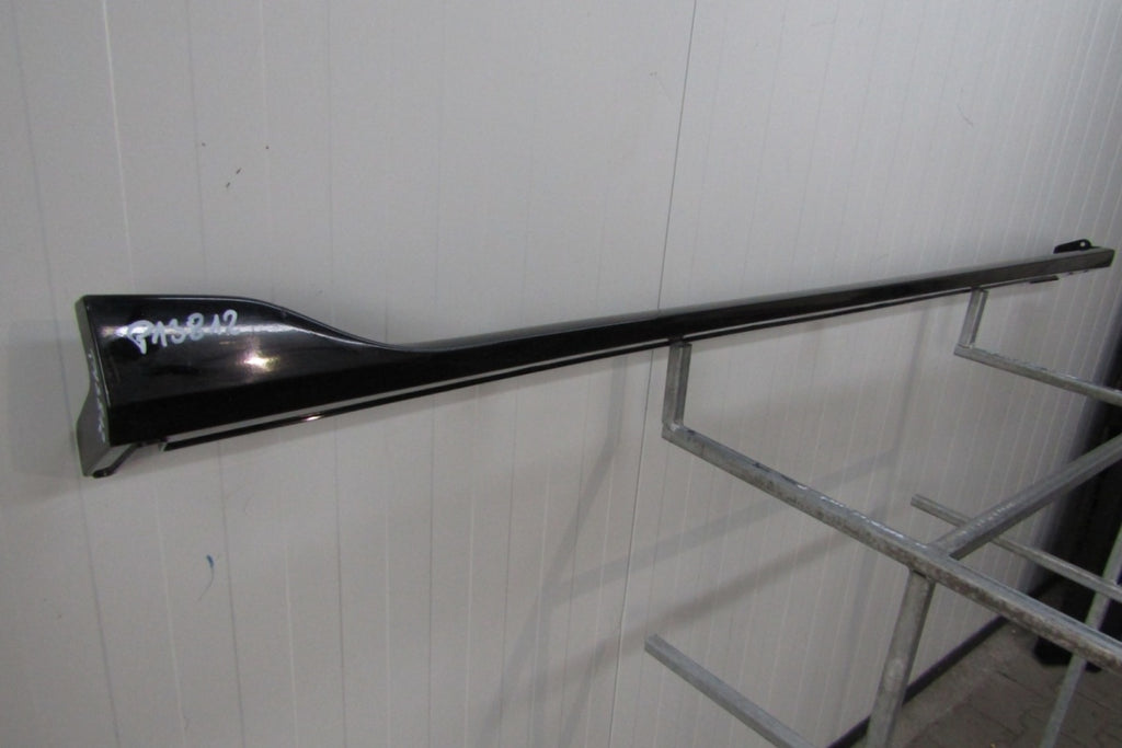 Lajsna praga desna Mazda 2 Demio Sport Black 14-