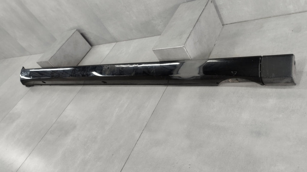 Lajsna praga desni VW TAIGO R LINE 2G7 21-