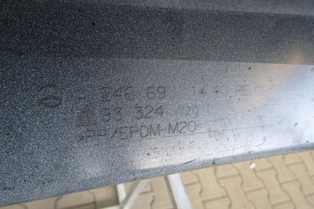 Lajsna praga desna Mercedes 176 A klasa 11-18
