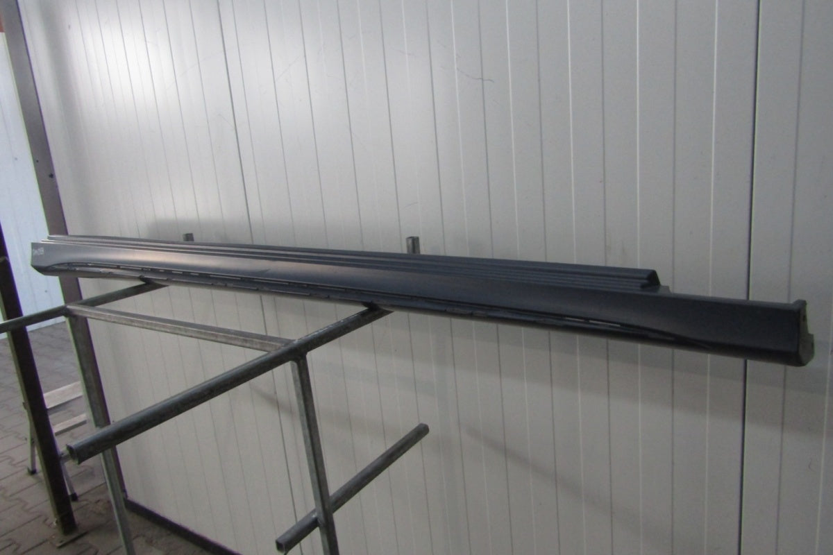 Lajsna praga desna Mercedes A 177 AMG 45 4.5 18-