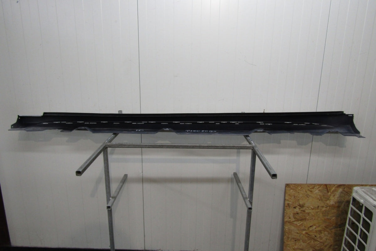 Lajsna praga desni Mercedes A 177 AMG 45 4.5 18-